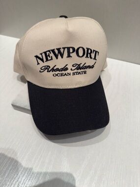 Newport Rhode Island Two-Tone Baseball Cap - Black & Cream 100% Cotton